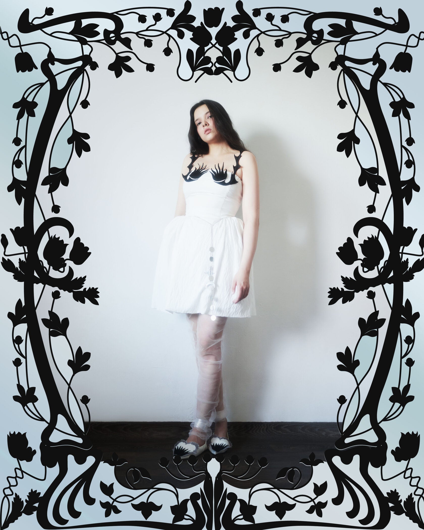 Corset with thistle buds