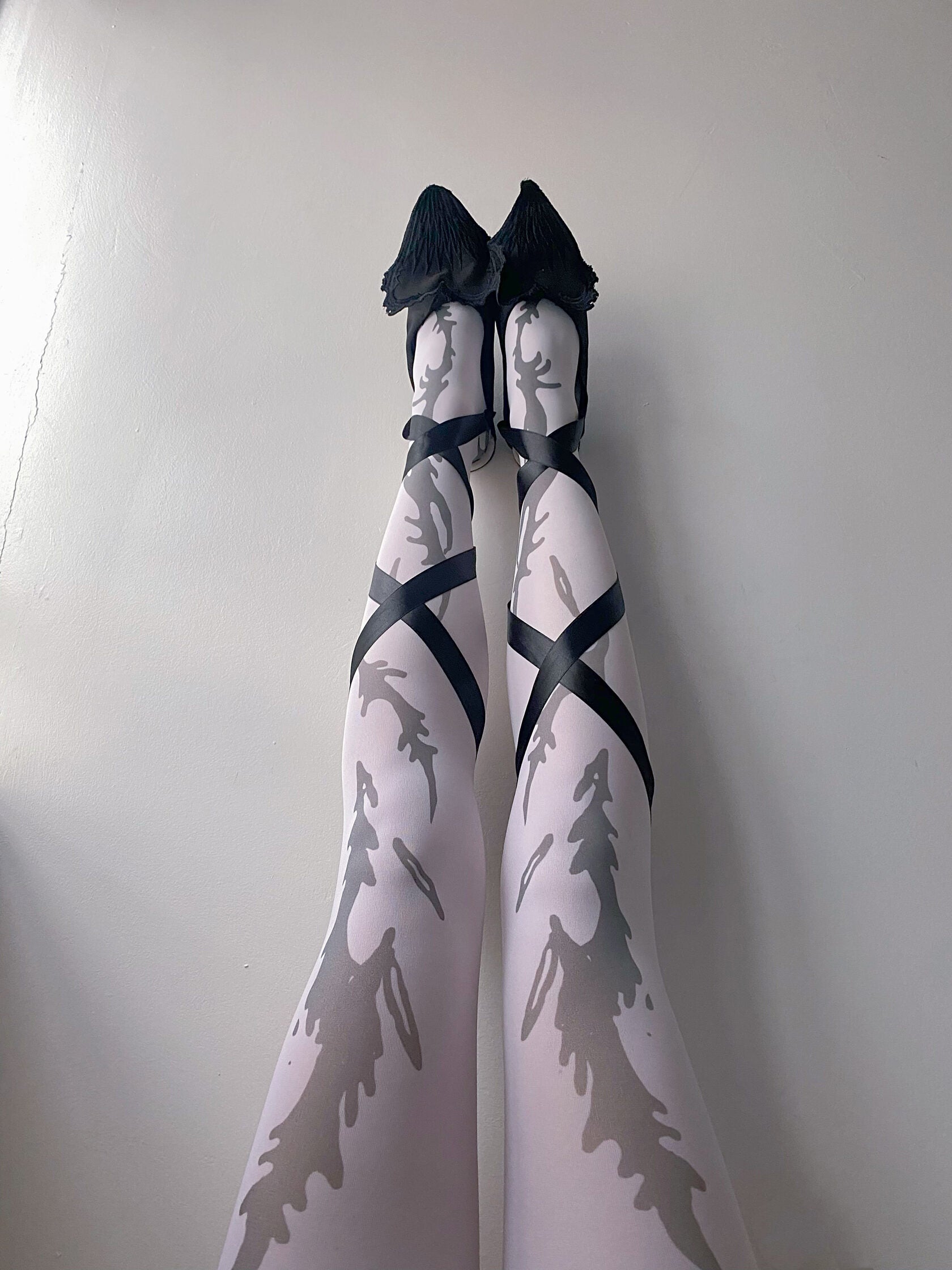 Thistle tights white