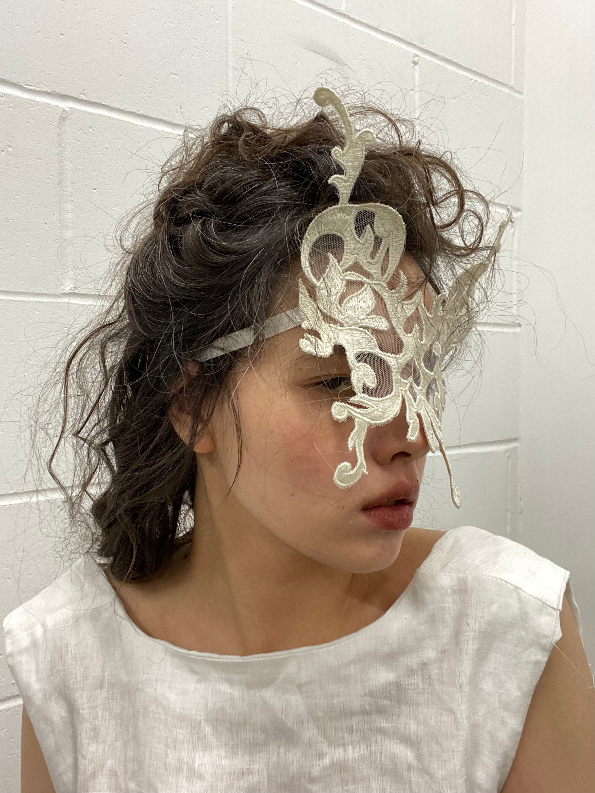 Mask from the lights N°1 —Tukhatmash N°1