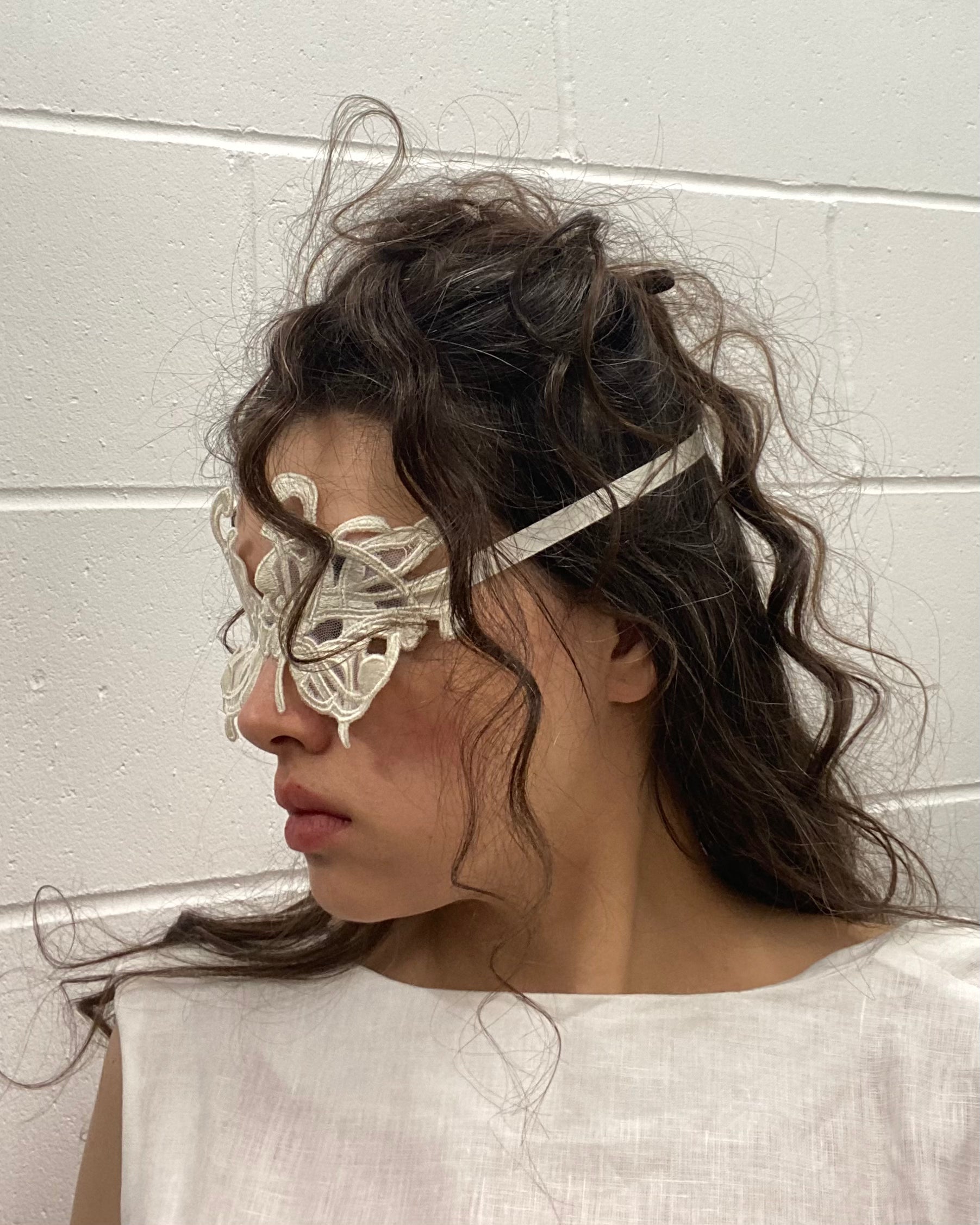 Mask from the lights N°3 —Tukhatmash N°3