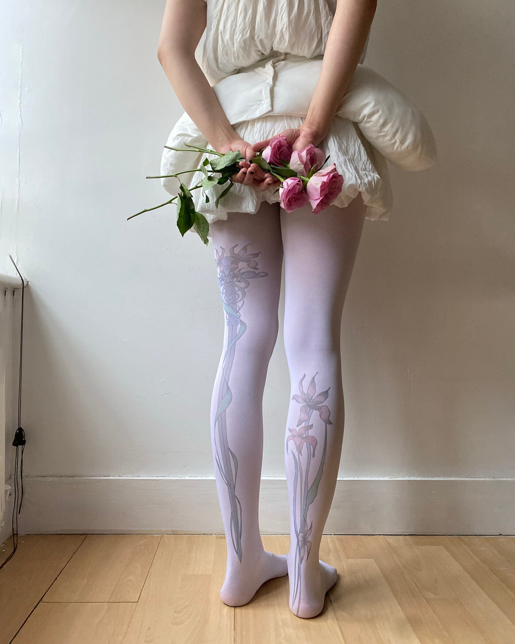 Lily and sword tights