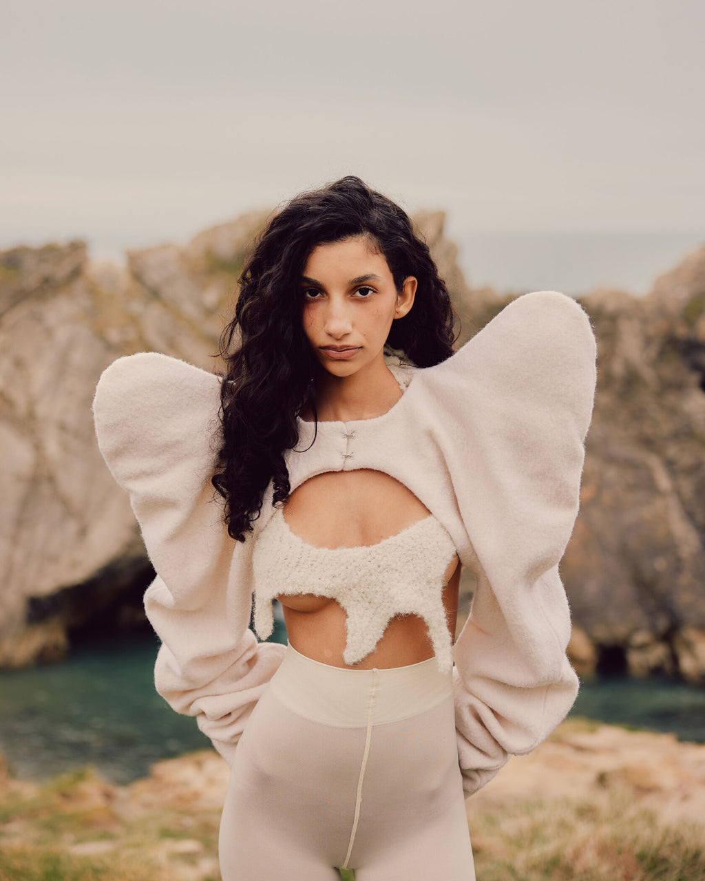 Soft asymmetric crocheted top N°5